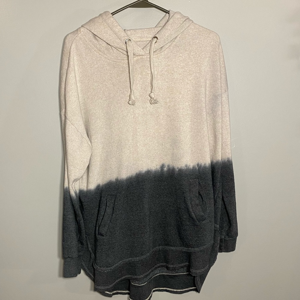 Ocean Drive Sweatshirt Cream and Gray Size Large